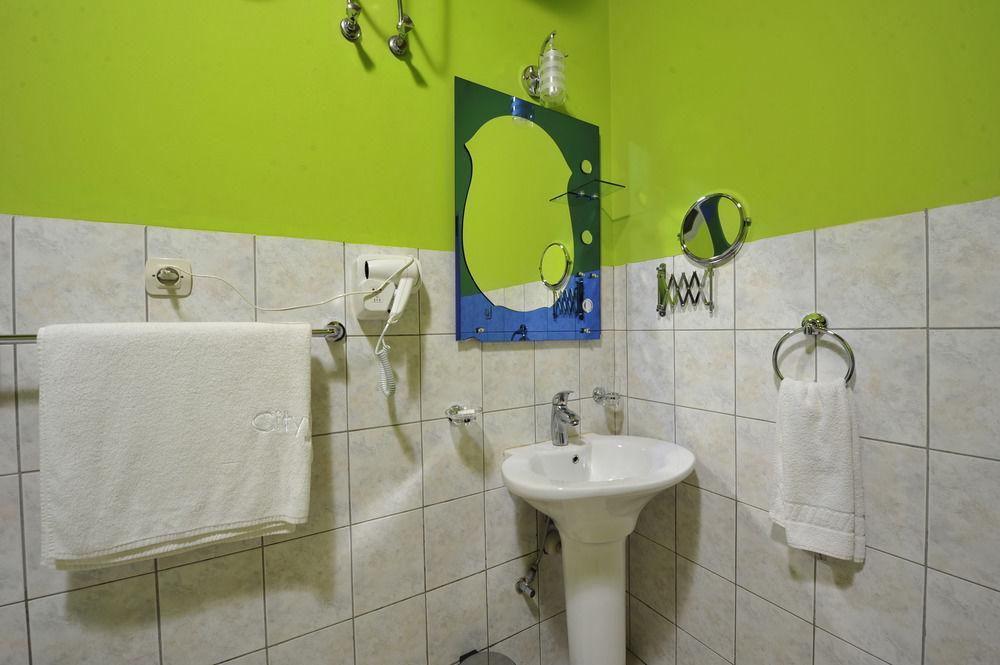 Urban By Cityblue Kigali Luaran gambar